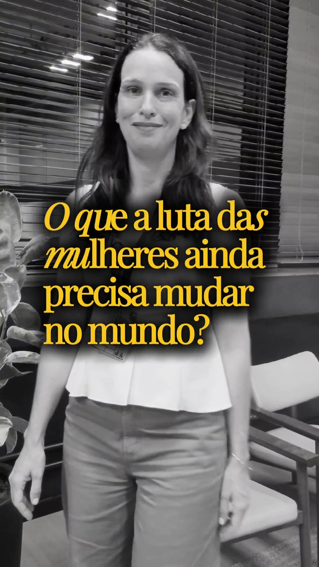 Aqui na Uniso, já estamos celebrando o Dia Internacional das Mulheres, 8 de março. Convidamos alunas, professoras e funcionárias para refletir sobre uma pergunta importante: o que a luta das mulheres ainda precisa mudar no mundo?

Mais do que celebrar uma data, este é um momento de ouvir diferentes vozes e reforçar a importância de seguir avançando. 💜

E para você: o que ainda precisa mudar?

A Uniso é nota 5 no MEC! Confira no link da bio o cadastro da Instituição no Sistema e-MEC.
#DiaDasMulheres #8M #MulheresNaUniversidade #Igualdade #Respeito #Uniso #UniversidadeDeSorocaba #Nota5NoMEC