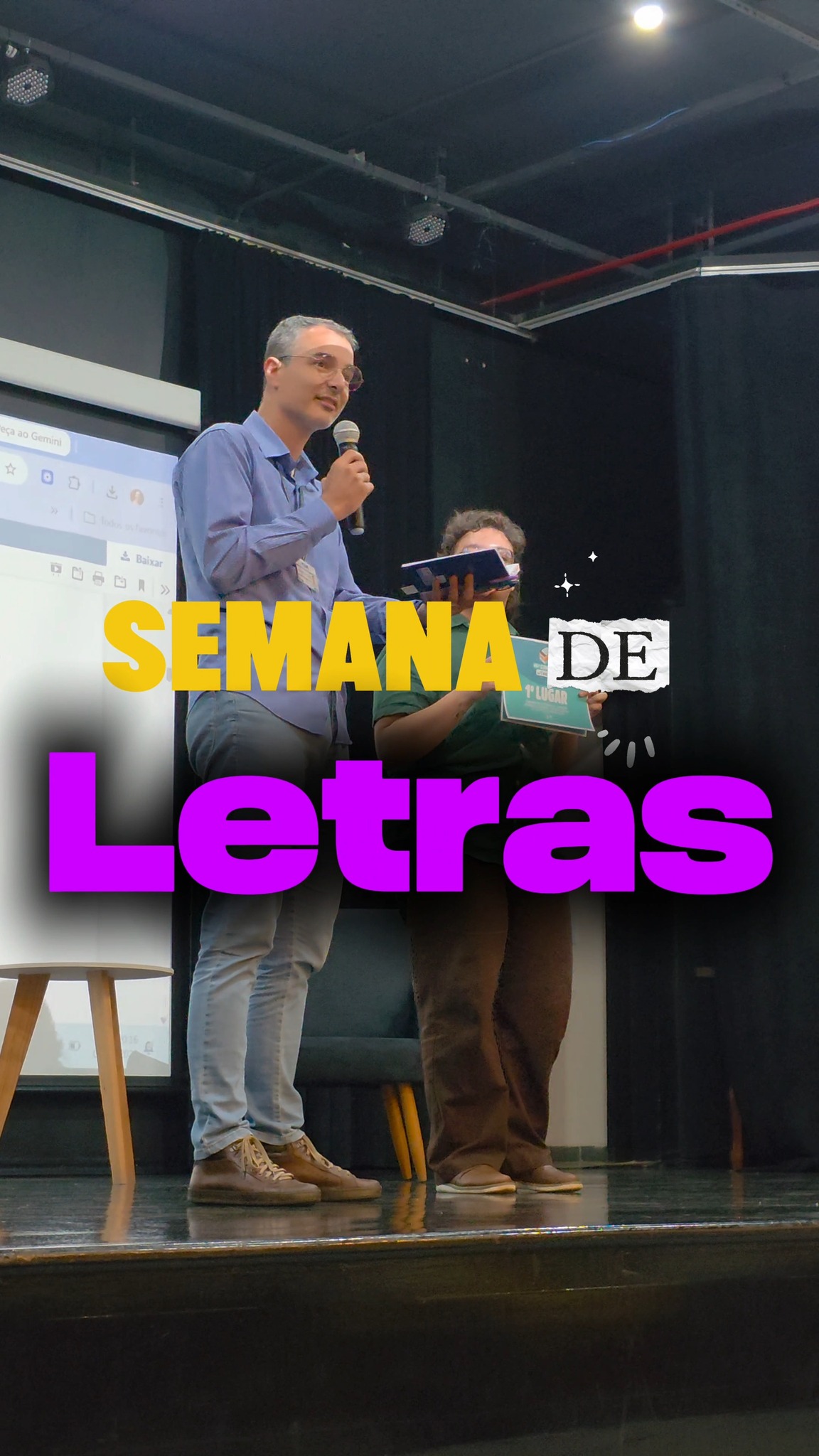 📚 Quatro dias de literatura, conhecimento e troca de experiências!

A 37ª Semana de Letras da Uniso reuniu estudantes e convidados em uma programação que celebrou a literatura, a cultura e a diversidade de saberes. Teve bate-papo, documentário, oficinas, sarau literomusical e, claro, a premiação da 45ª edição do Concurso Literário! ✍️✨

Quer conhecer os textos inscritos nesta edição? Todos estão disponíveis no site da Eduniso, em editora.uniso.br. 💙

Dê o play e confira alguns momentos dessa semana especial!

A Uniso é nota 5 no MEC! Confira no link da bio o cadastro da Instituição no Sistema e-MEC.
#SemanaDeLetras #LetrasUniso #ConcursoLiterário #Literatura #UniversidadeDeSorocaba